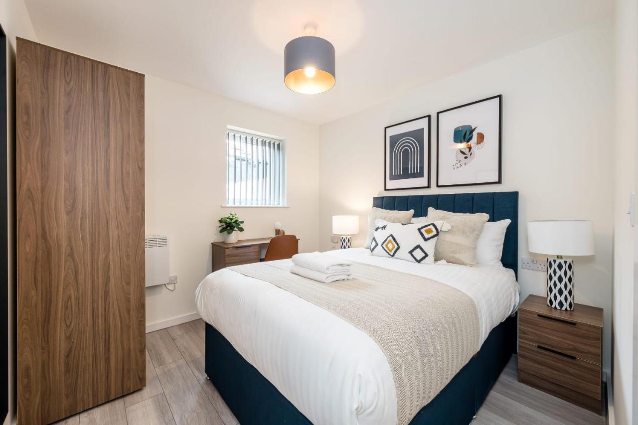 Apartment Host & - The Rodney Courtyard *