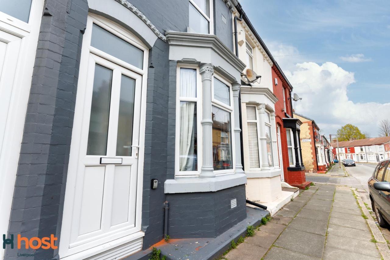Host - Delightful Hidden Gem Holiday home Liverpool