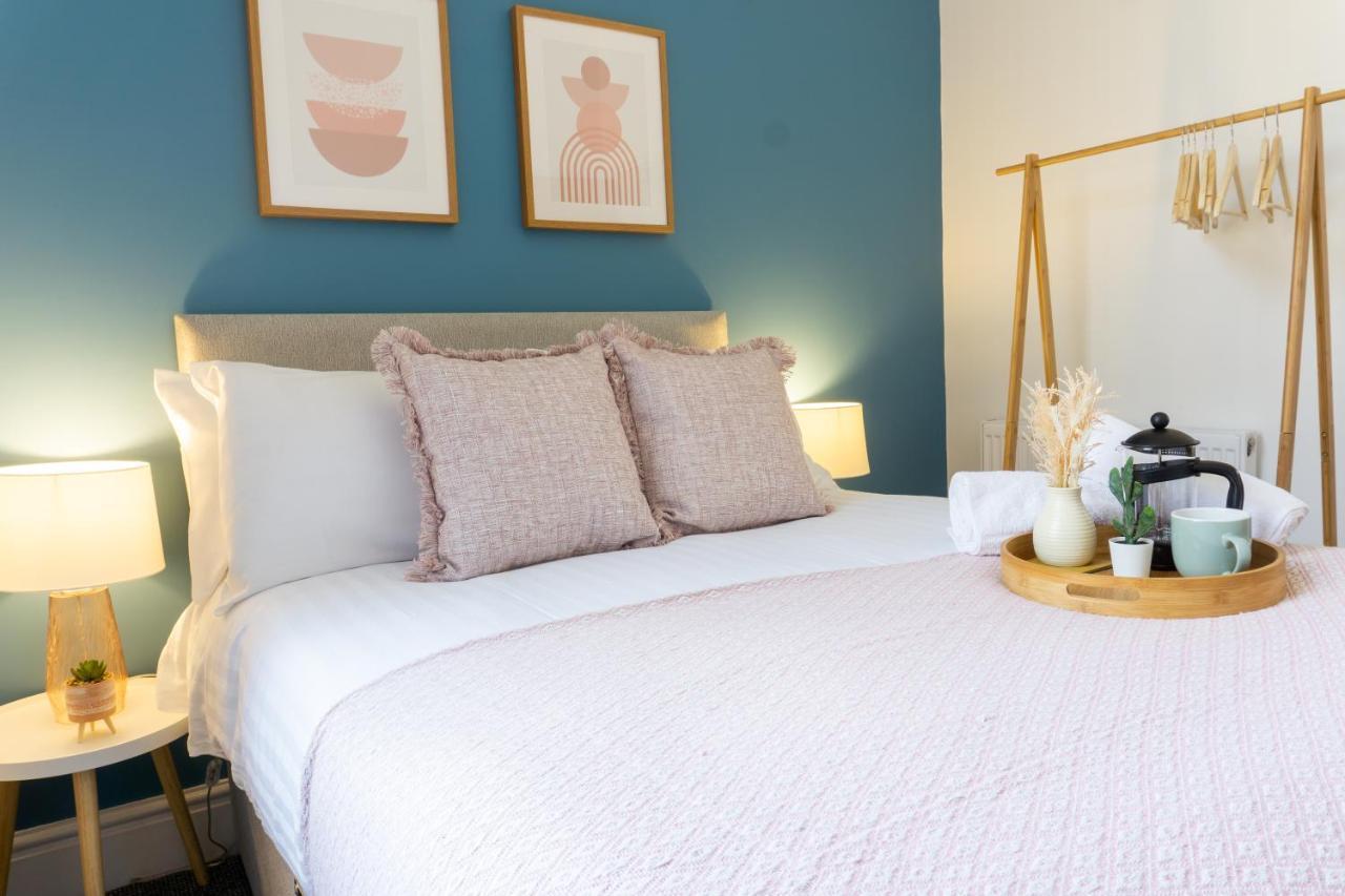 Conningsby House - Air Host & - 6 Bedrooms In Anfield Holiday home *