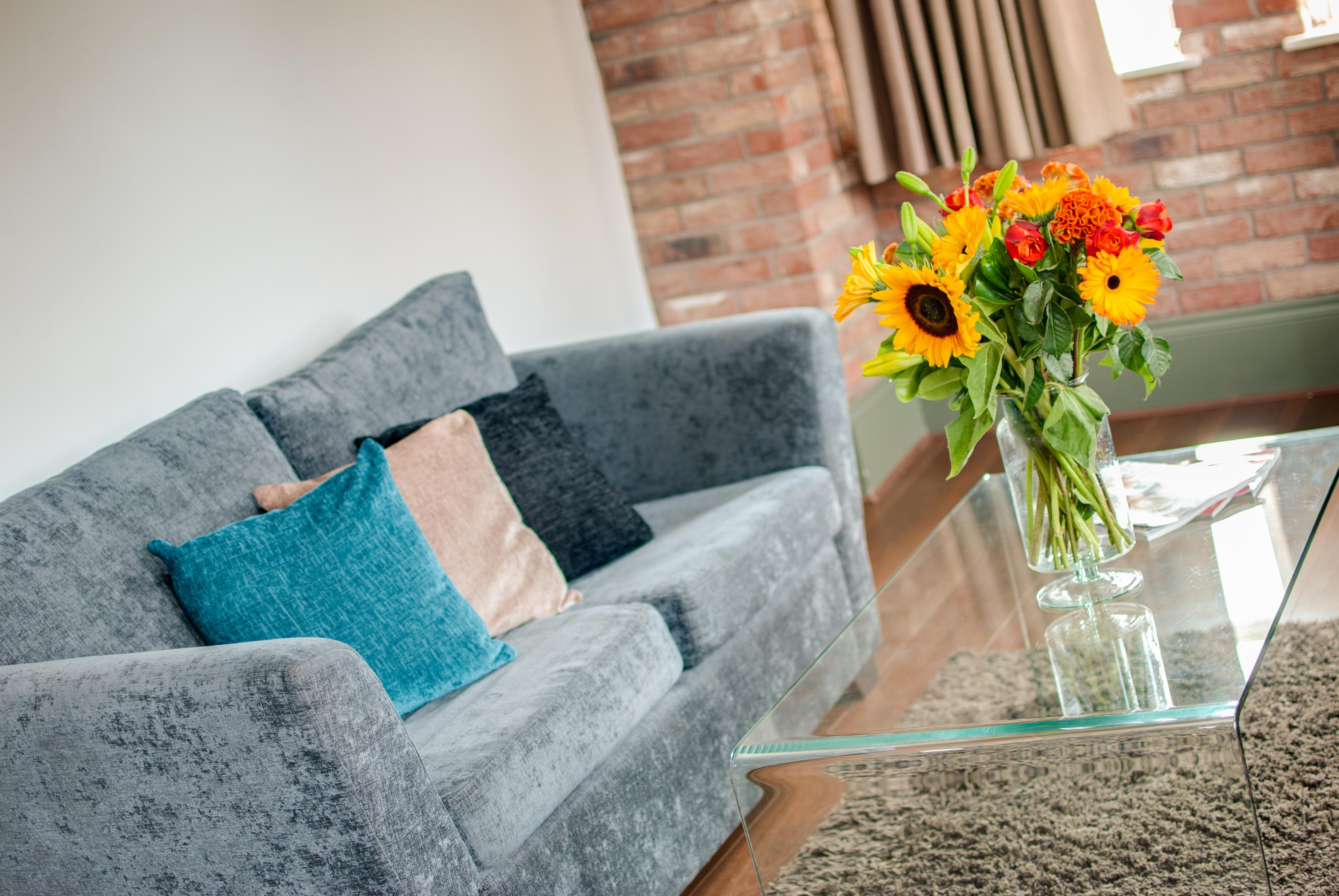 Apartment Base Serviced - Sir Thomas Street *