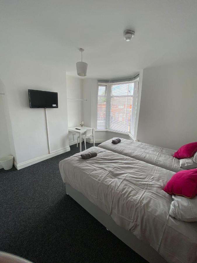 Guest house 174 Boaler Street Liverpool