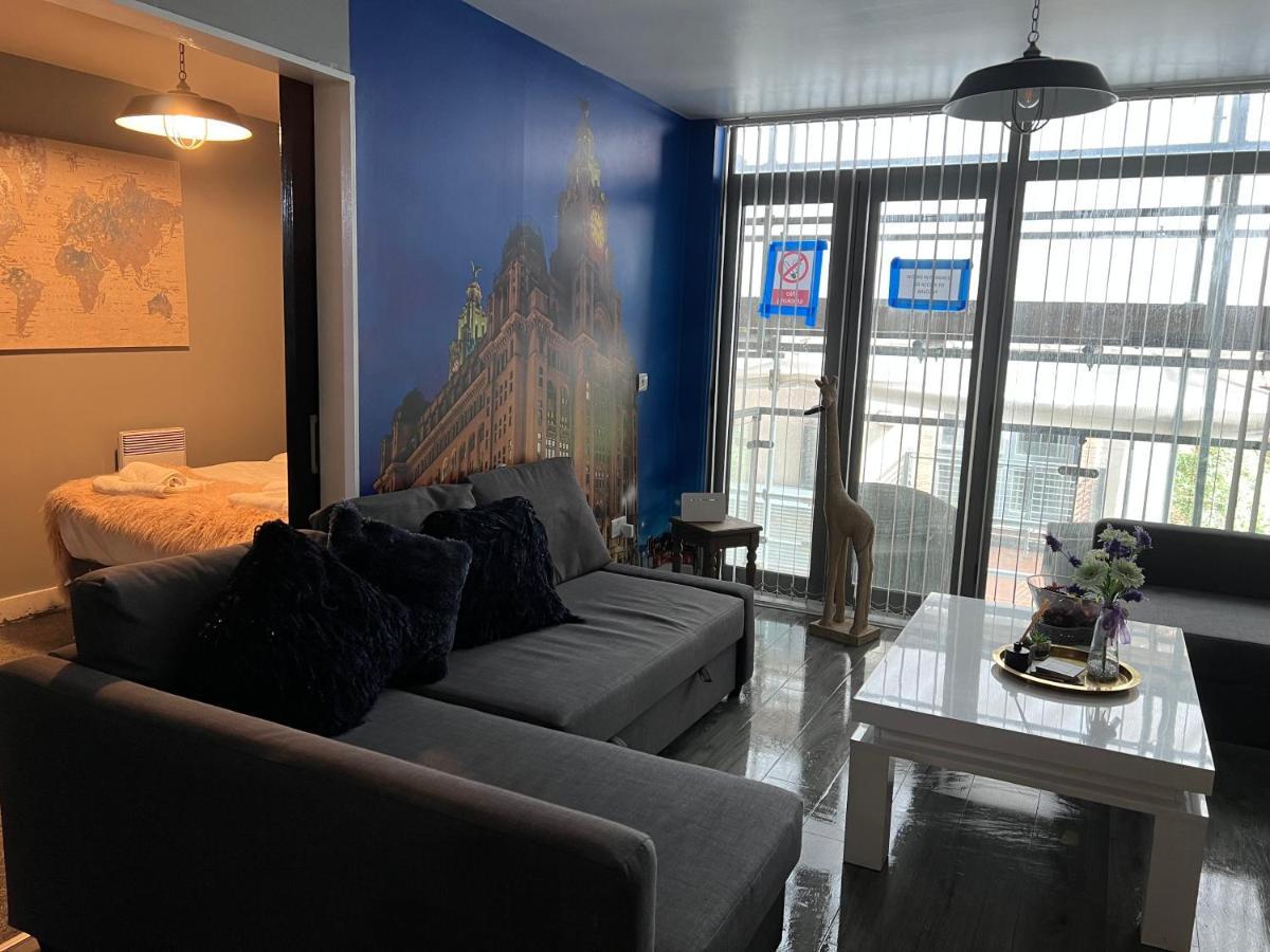 2 Bedroom Free Parking By Concert Square Sleeps 8 * Liverpool