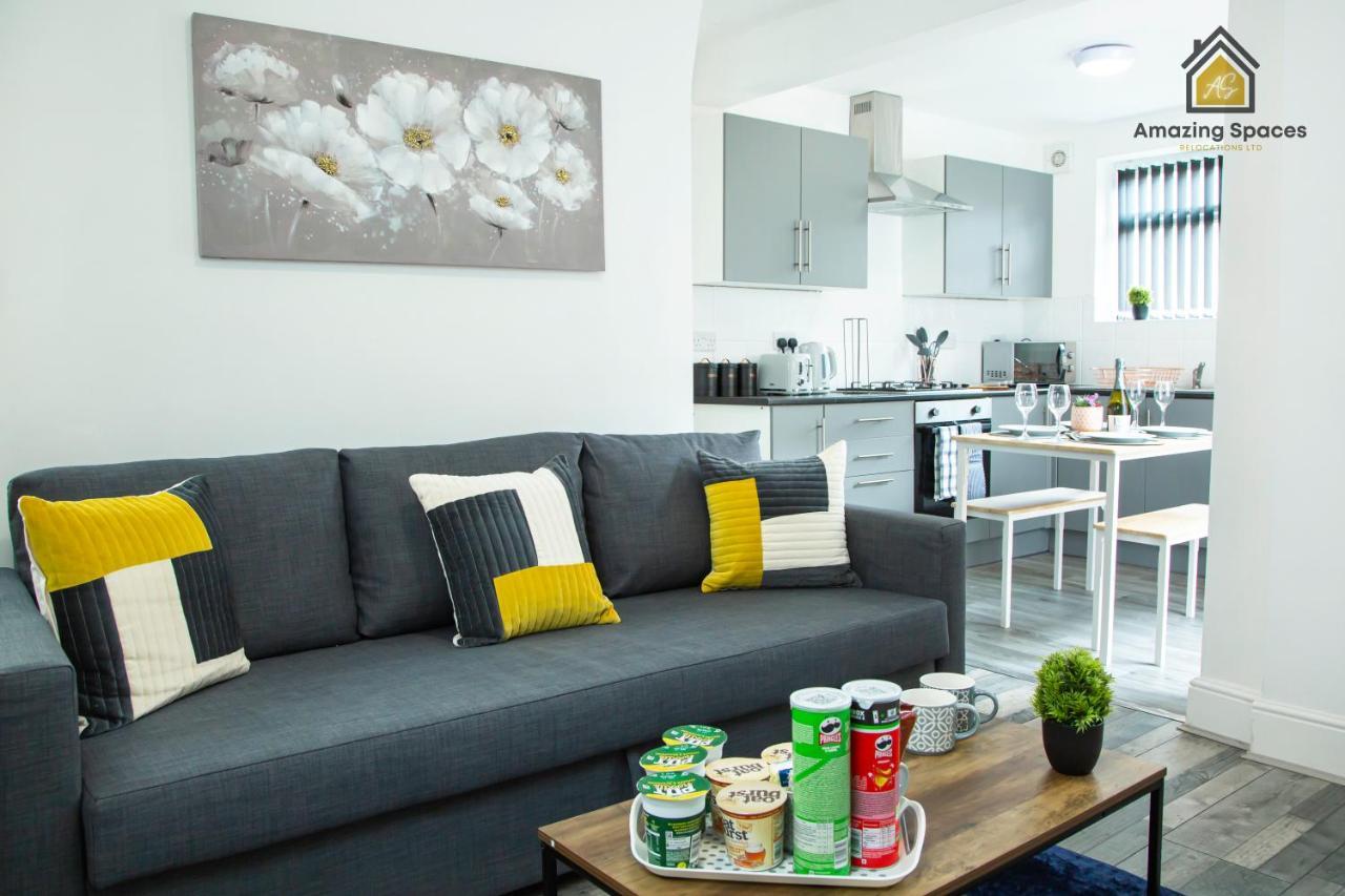 Spacious 3 Bed Centre House For Large Groups And Contractors With Free Wifi By Amazing Spaces Relocations Ltd Apartment Liverpool
