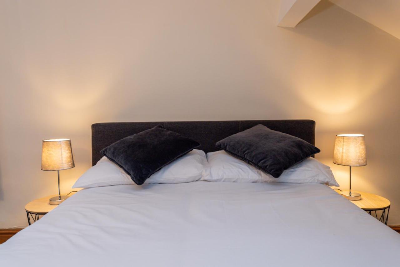 Holiday home Chestnut Heritage,- Large & Cheerful 5 Bedroom House With Free Parking Liverpool
