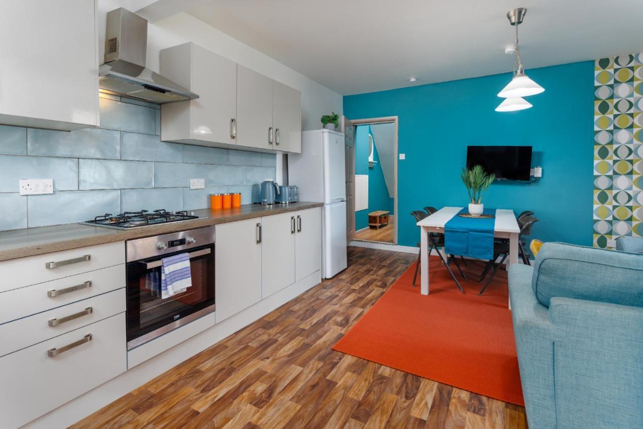 Hornsey House - Air Host & - 5 Bedrooms Sleeps 10 Holiday home *