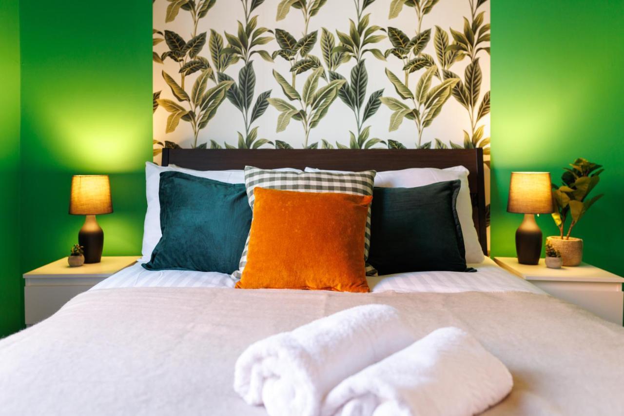 Holiday home Hornsey House - Air Host & - 5 Bedrooms Sleeps 10