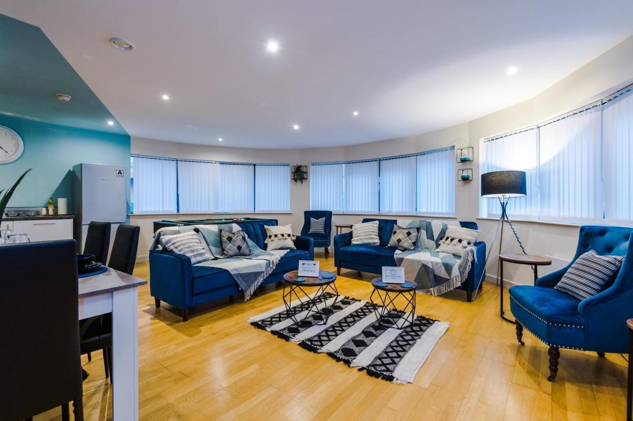 Lovely 2-bed *free Parking *pool Table * Liverpool