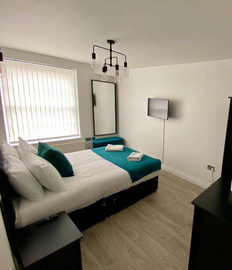 Air Host And - Georgian Quarter - Falkner Square Apartment, 2 Bedroom Sleeps 4 Apartment *