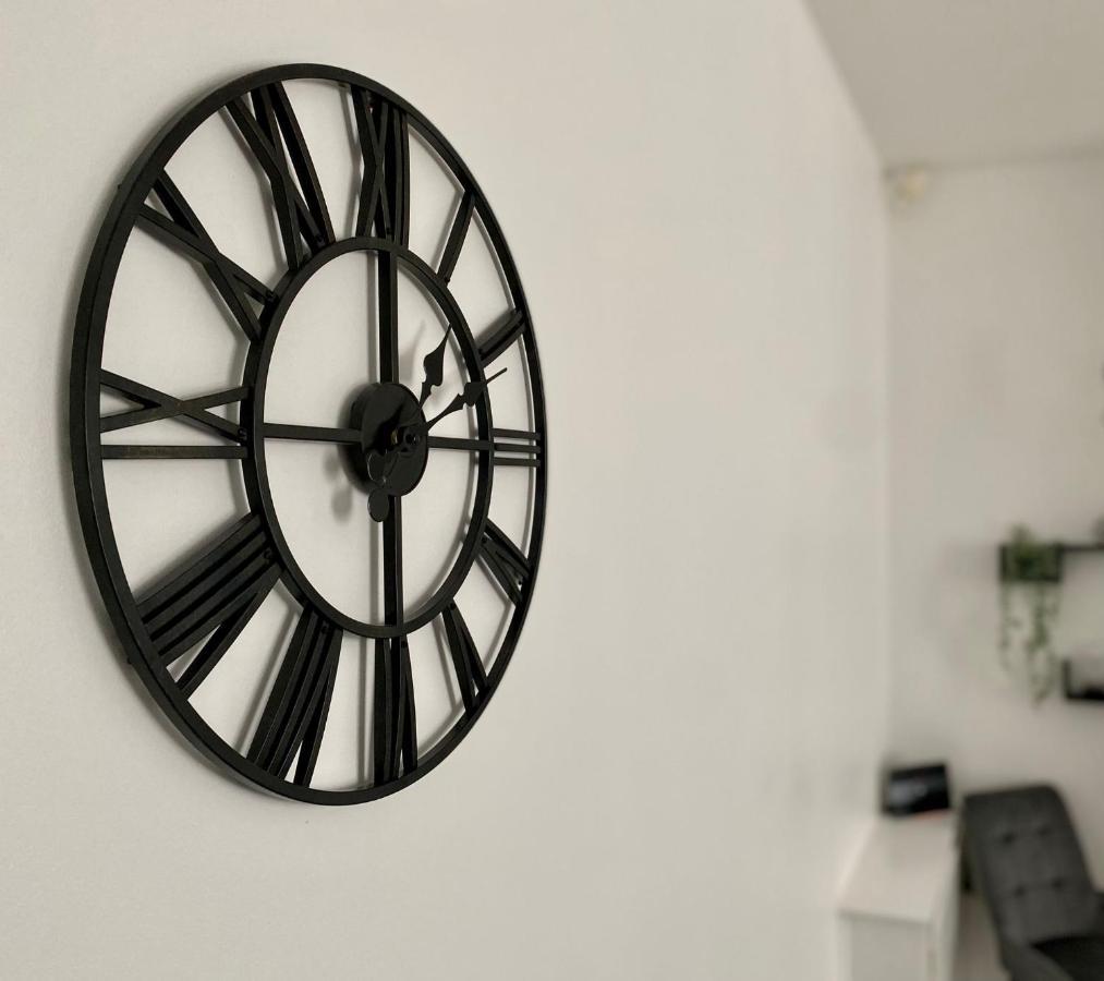 Apartment Air Host And - Georgian Quarter - Falkner Square Apartment, 2 Bedroom Sleeps 4 Liverpool