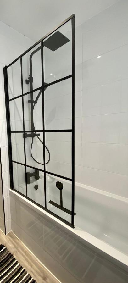 Apartment Air Host And - Georgian Quarter - Falkner Square Apartment, 2 Bedroom Sleeps 4 Liverpool