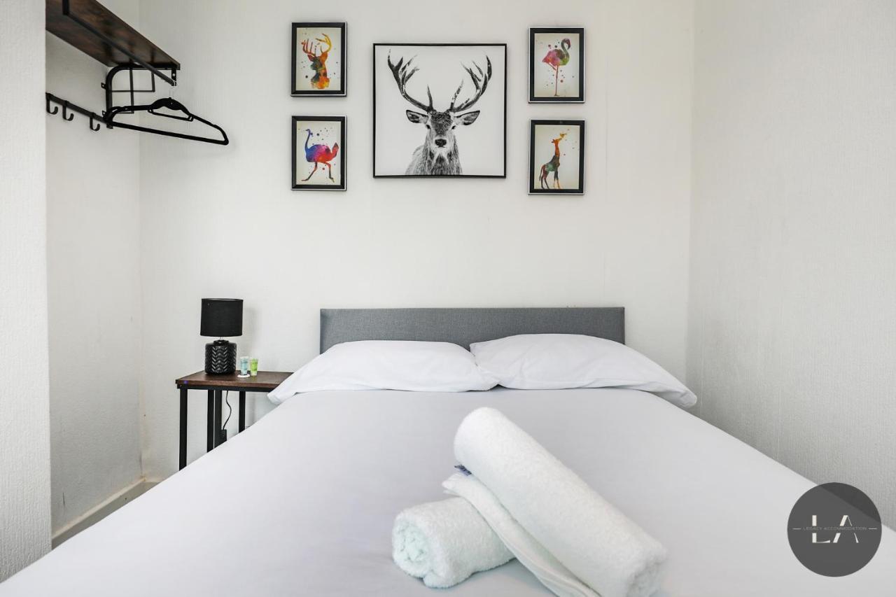 Holiday home Great Location House Free Parking & Wifi