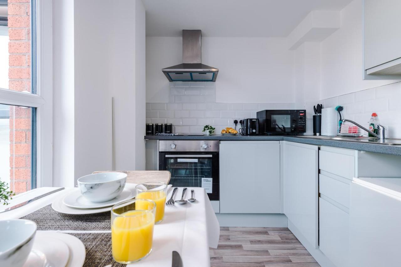 Apartment *zzzz Suite*relaxing City Centre Apartment* Liverpool