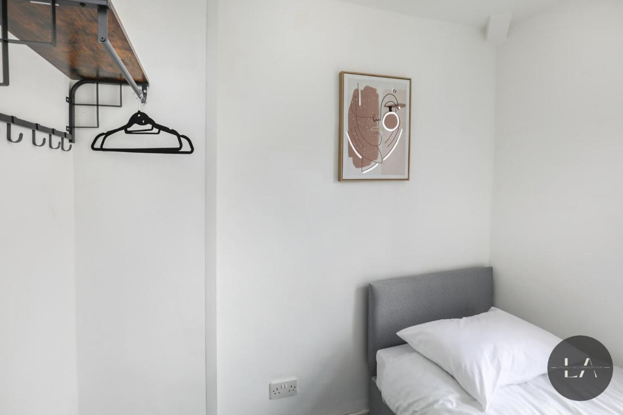Great Location House Free Parking & Wifi Liverpool