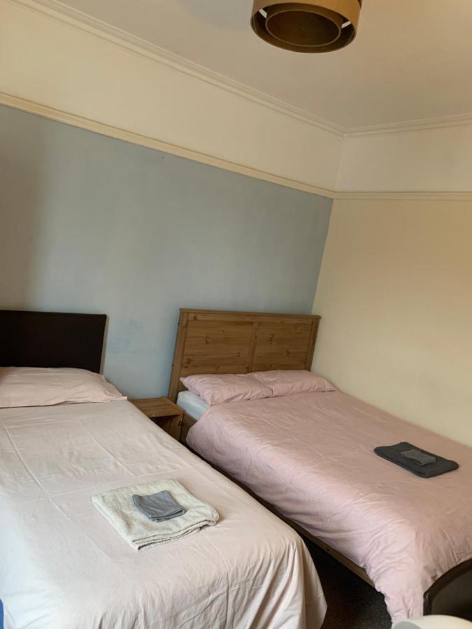 Carstairs House Homestay Liverpool