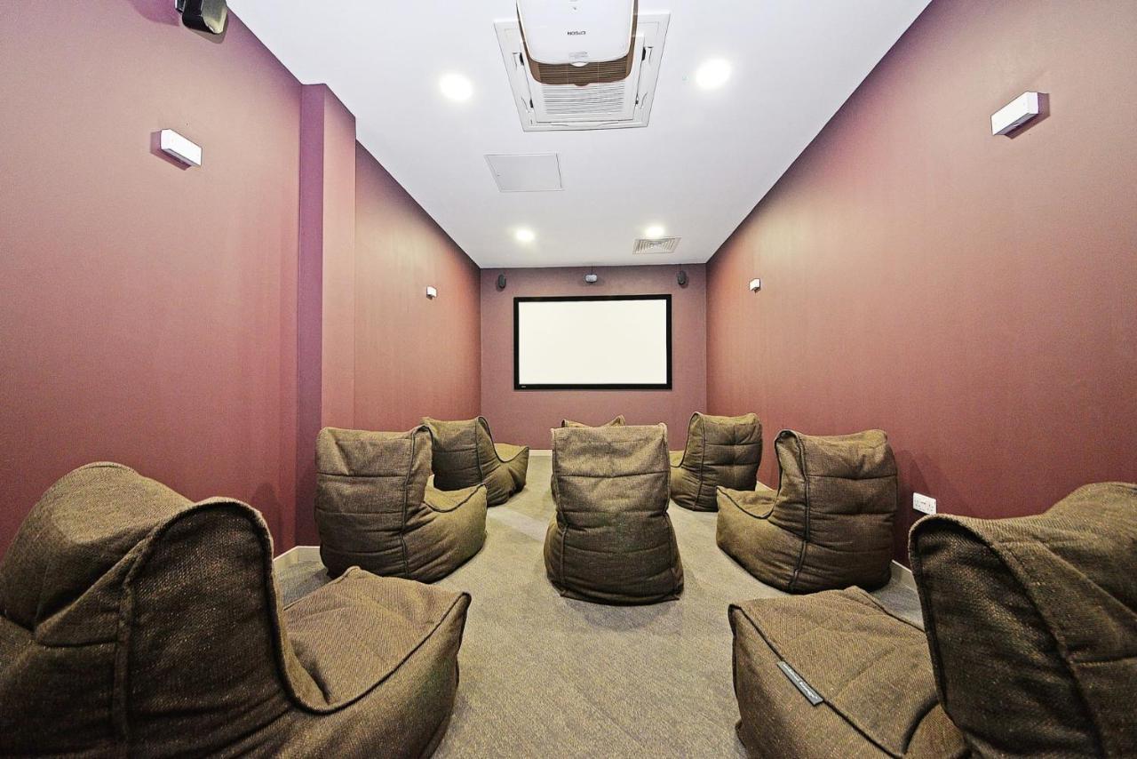 Apartment For Students Only Chic At Fontenoy In Centre *