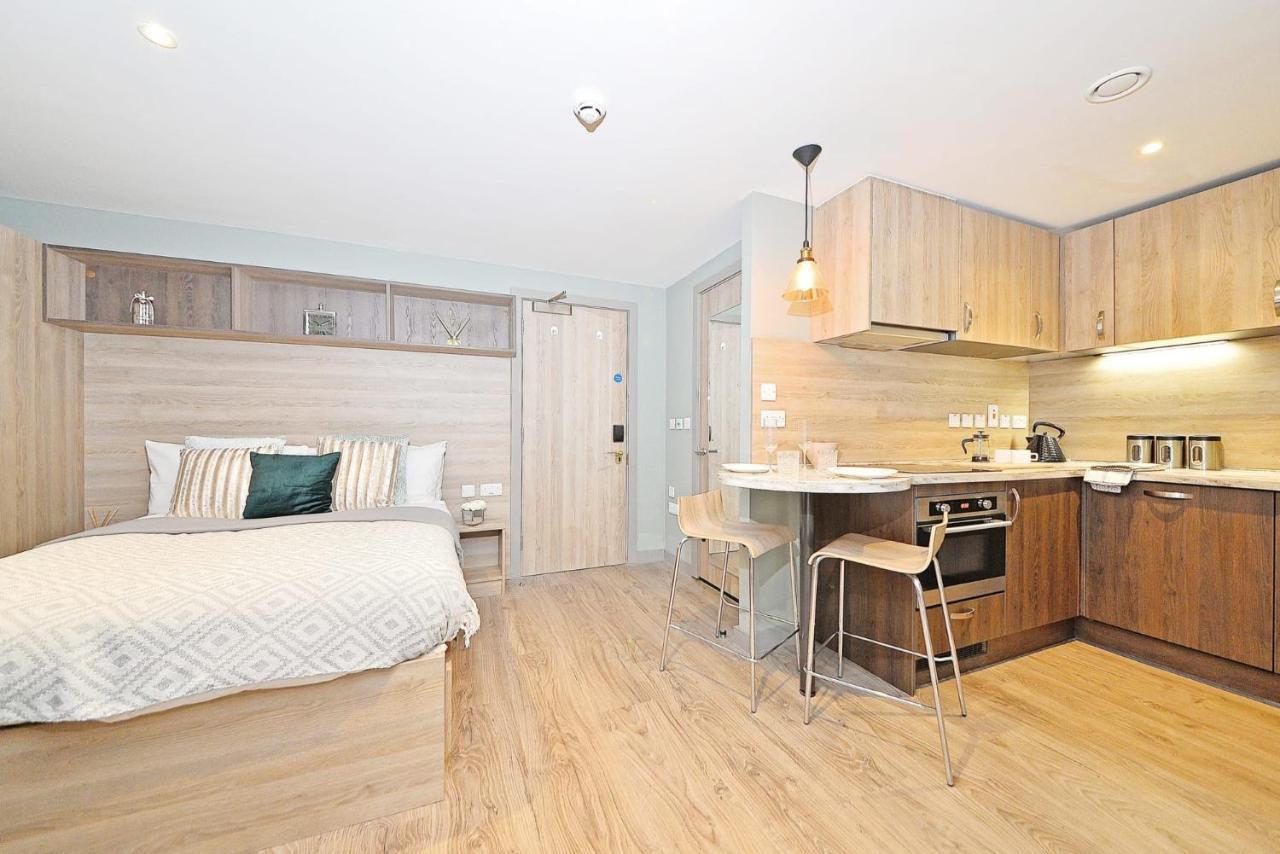 Apartment For Students Only Chic At Fontenoy In Centre