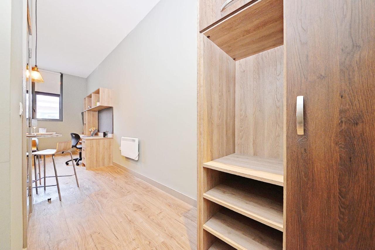 For Students Only Chic At Fontenoy In Centre Apartment *