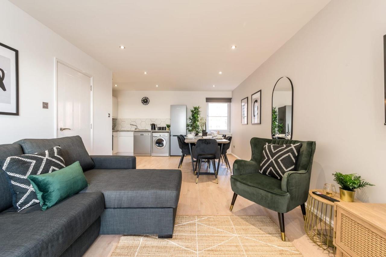 Apartment Host & - Quayside