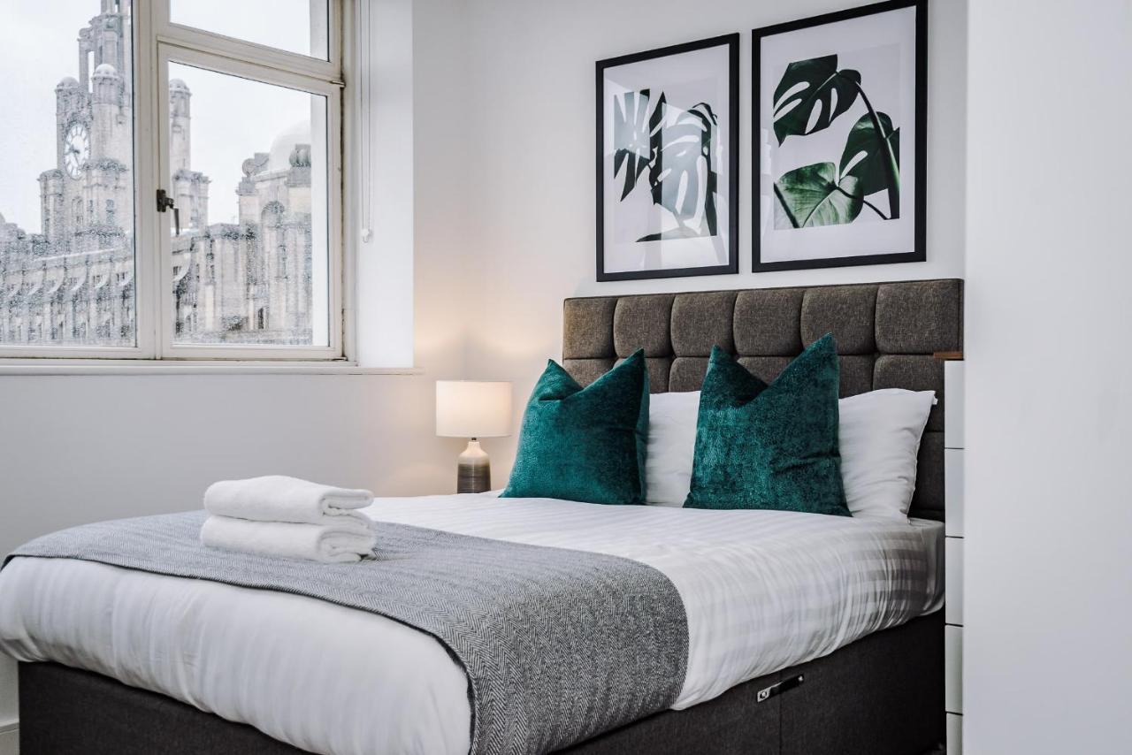 Host & - Waterfront Penthouse Apartment *