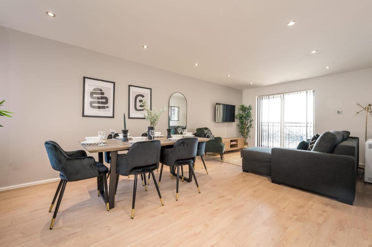 Host & - Quayside Apartment