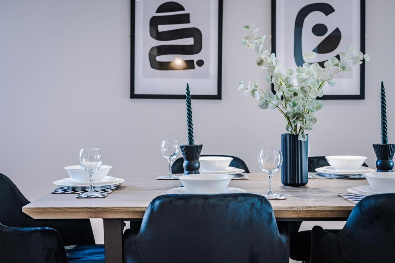 Apartment Host & - Quayside *