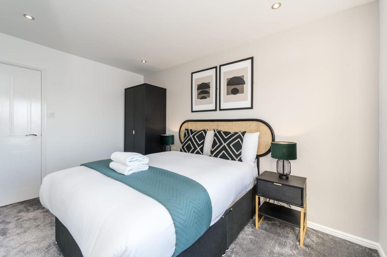 Host & - Quayside Apartment