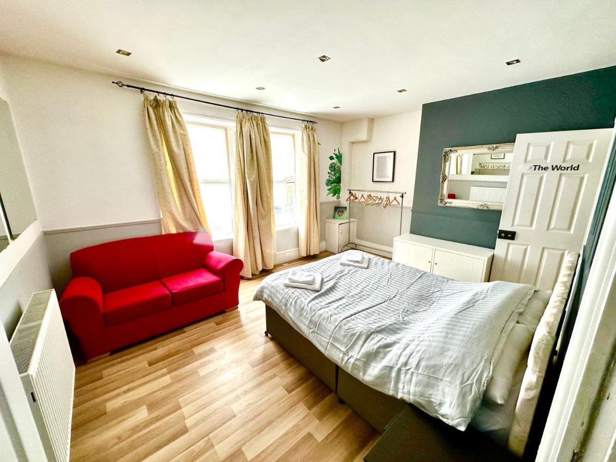 Apartment Adeamstays Provides Beautiful Centrally Located 1 And 2 Bed On Liverpools Boulevard Liverpool