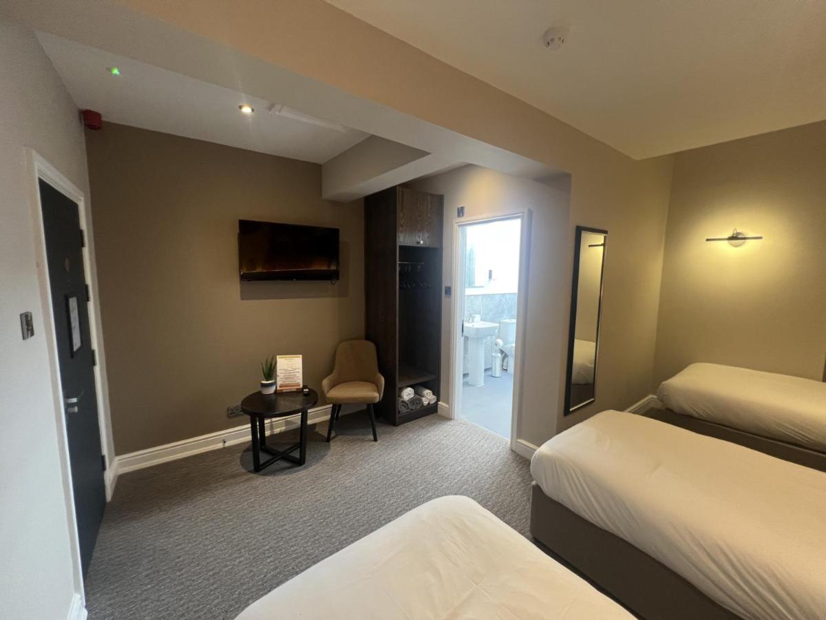 Fenwick Sunrise Hotel