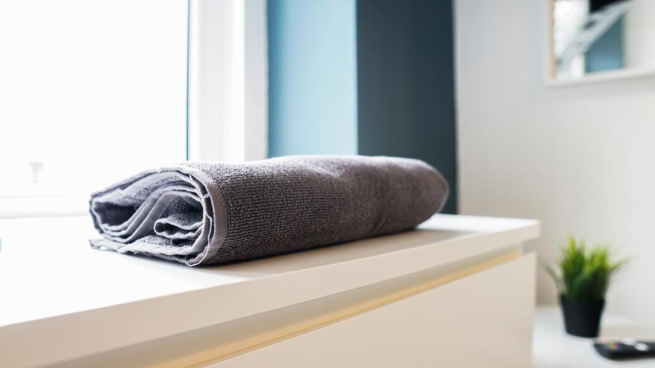 Rare Private Near Centre Homestay Liverpool