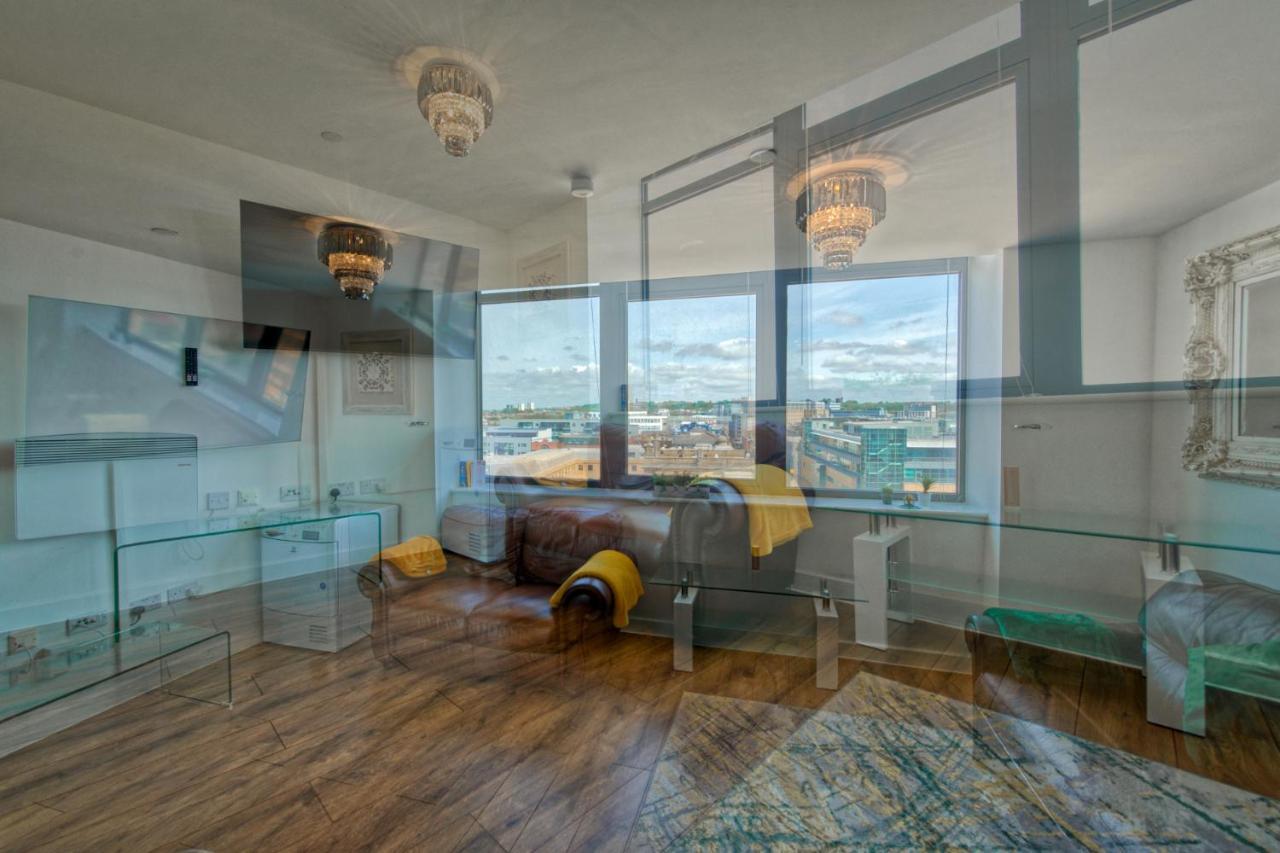 Sidemerseylivings - Central, Bright, And Convenient 2-bedroom With Parking Apartment Liverpool