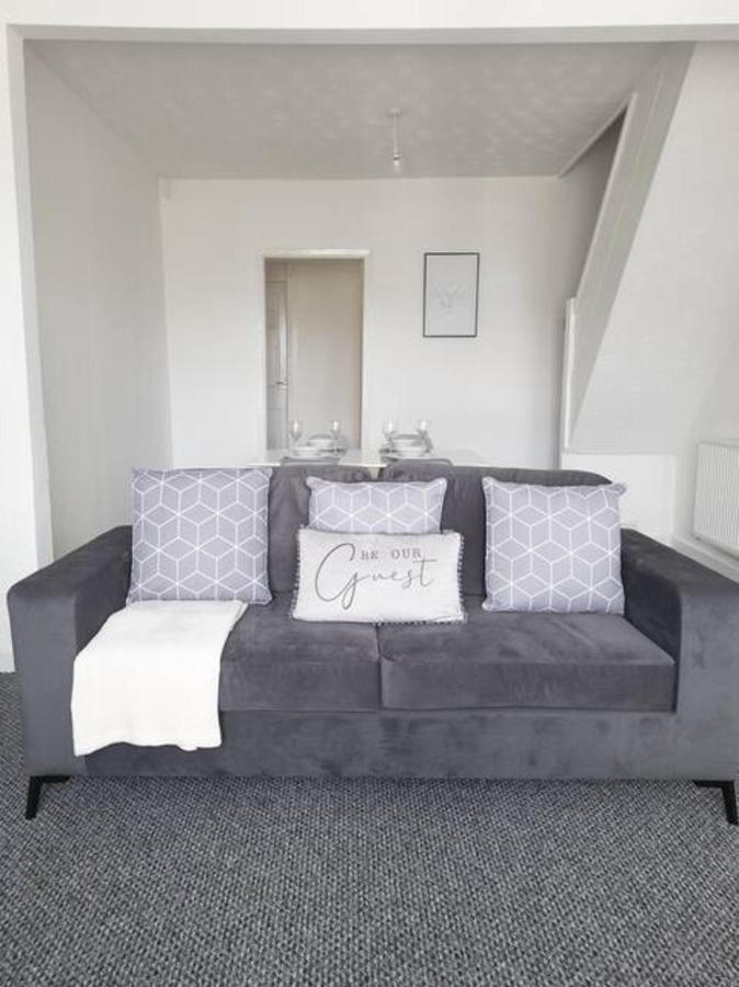Holiday home 2 Bed Townhouse Close To Lfc Stadium *