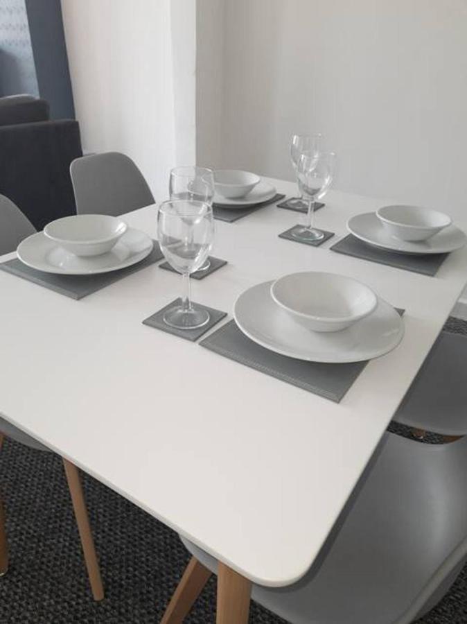 Holiday home 2 Bed Townhouse Close To Lfc Stadium