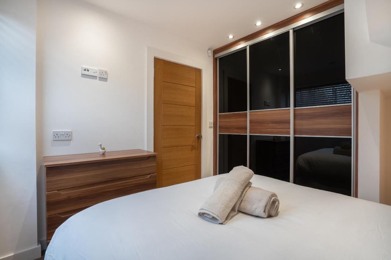 2bed-ground Floor-free Parking * Liverpool