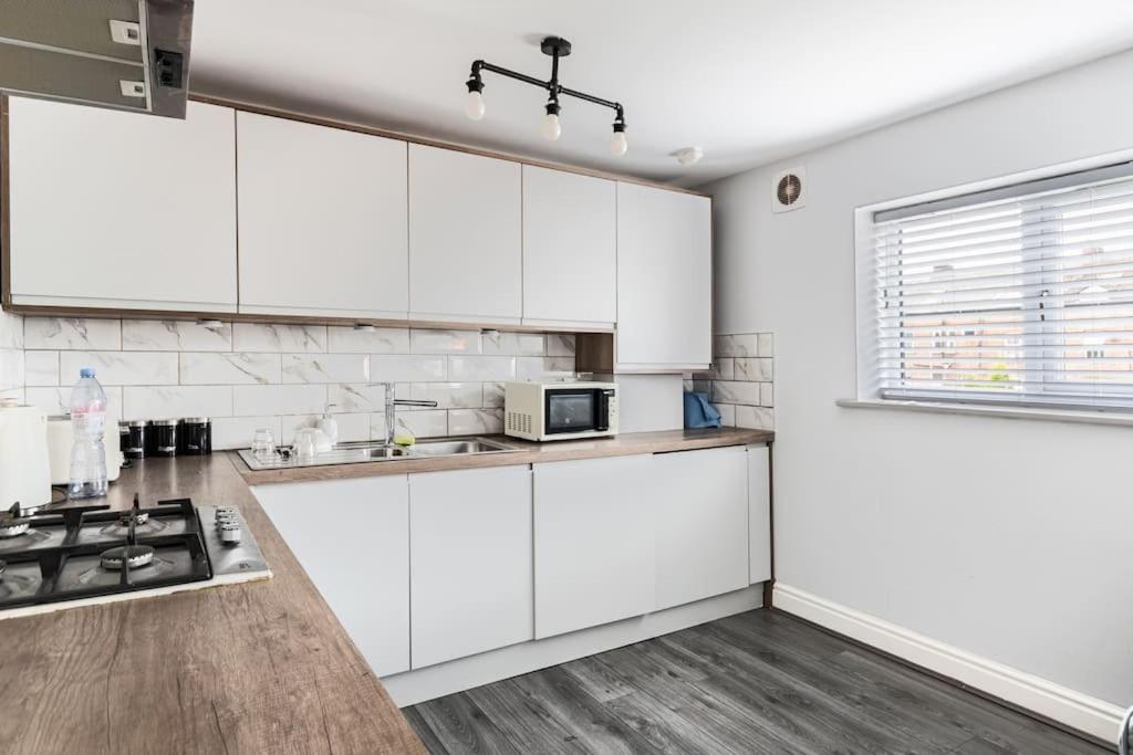 Apartment Cosy Merseyside Retreat *
