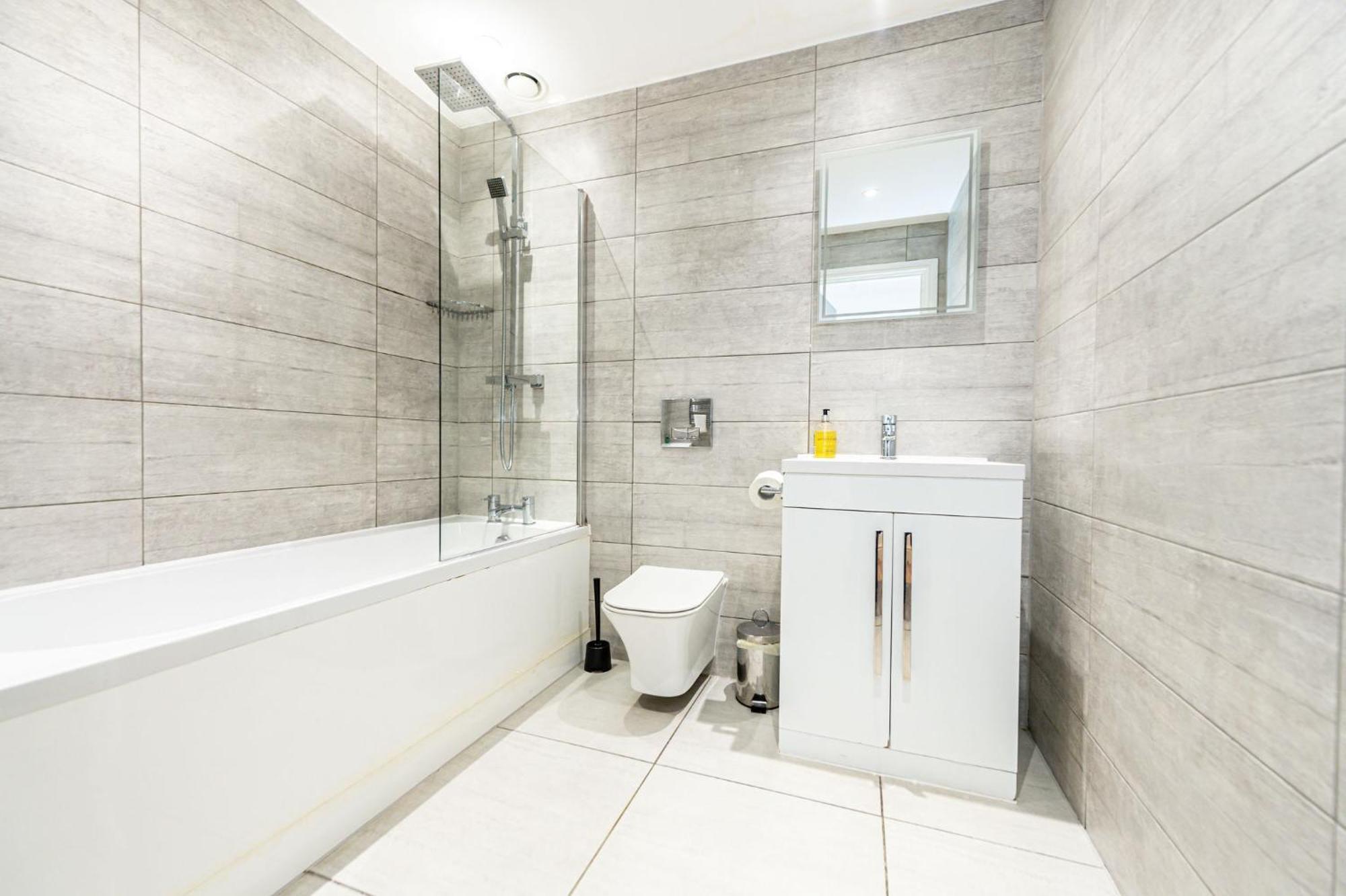 Two Bedroom In City Centre * Liverpool