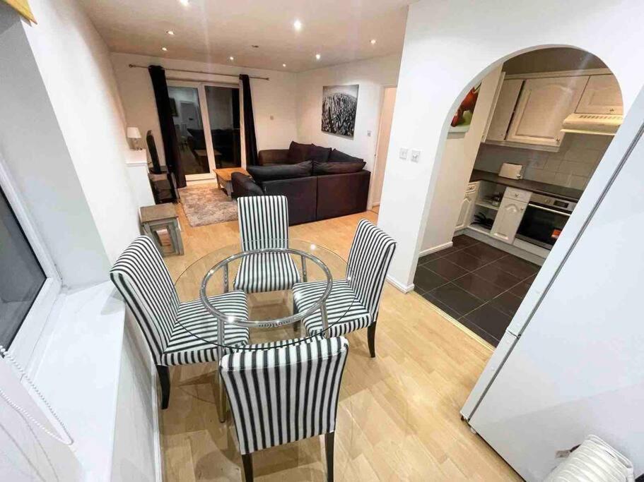 Apartment Quayside Escape - *