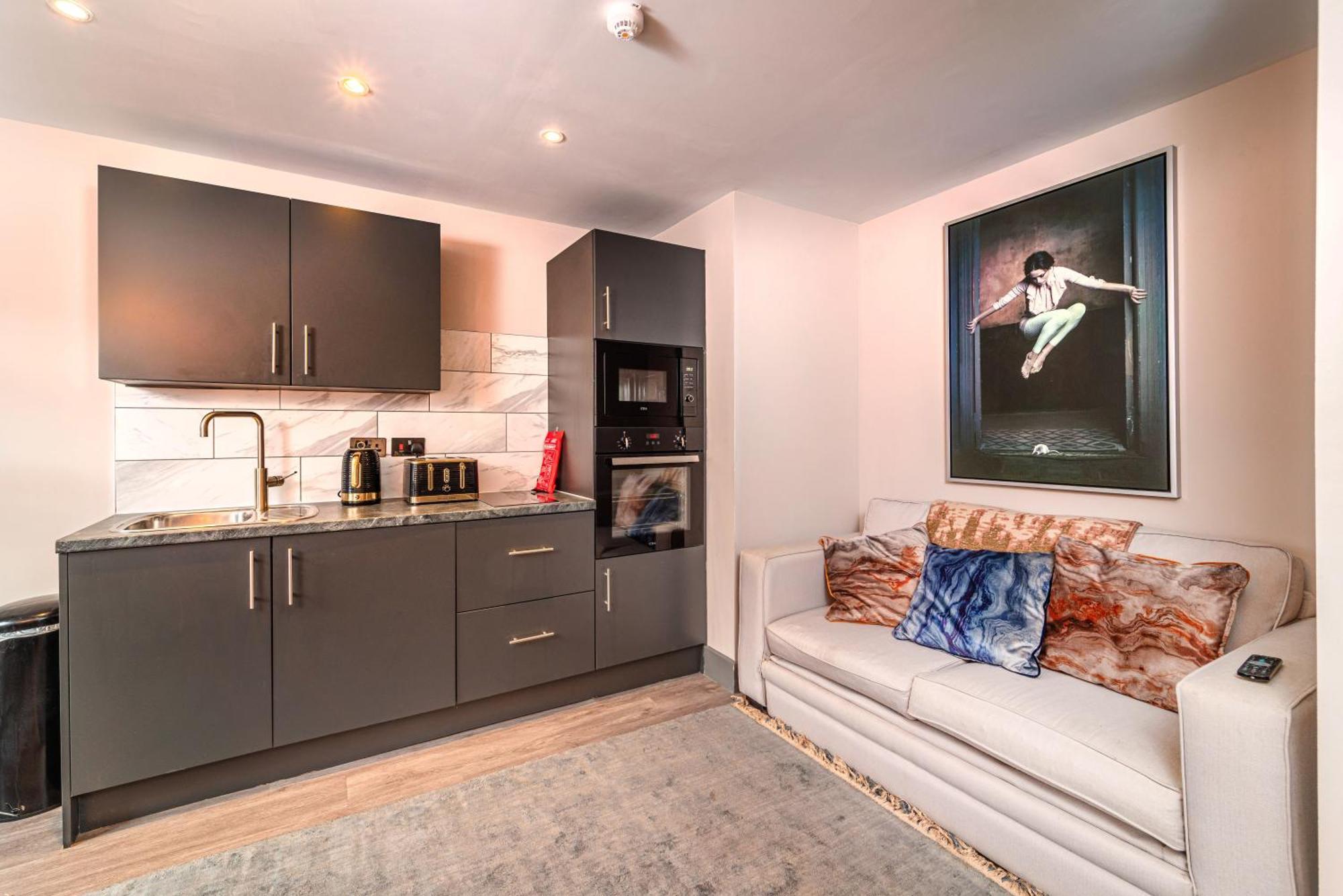 Epic Duke Street Townhouse Aparthotel