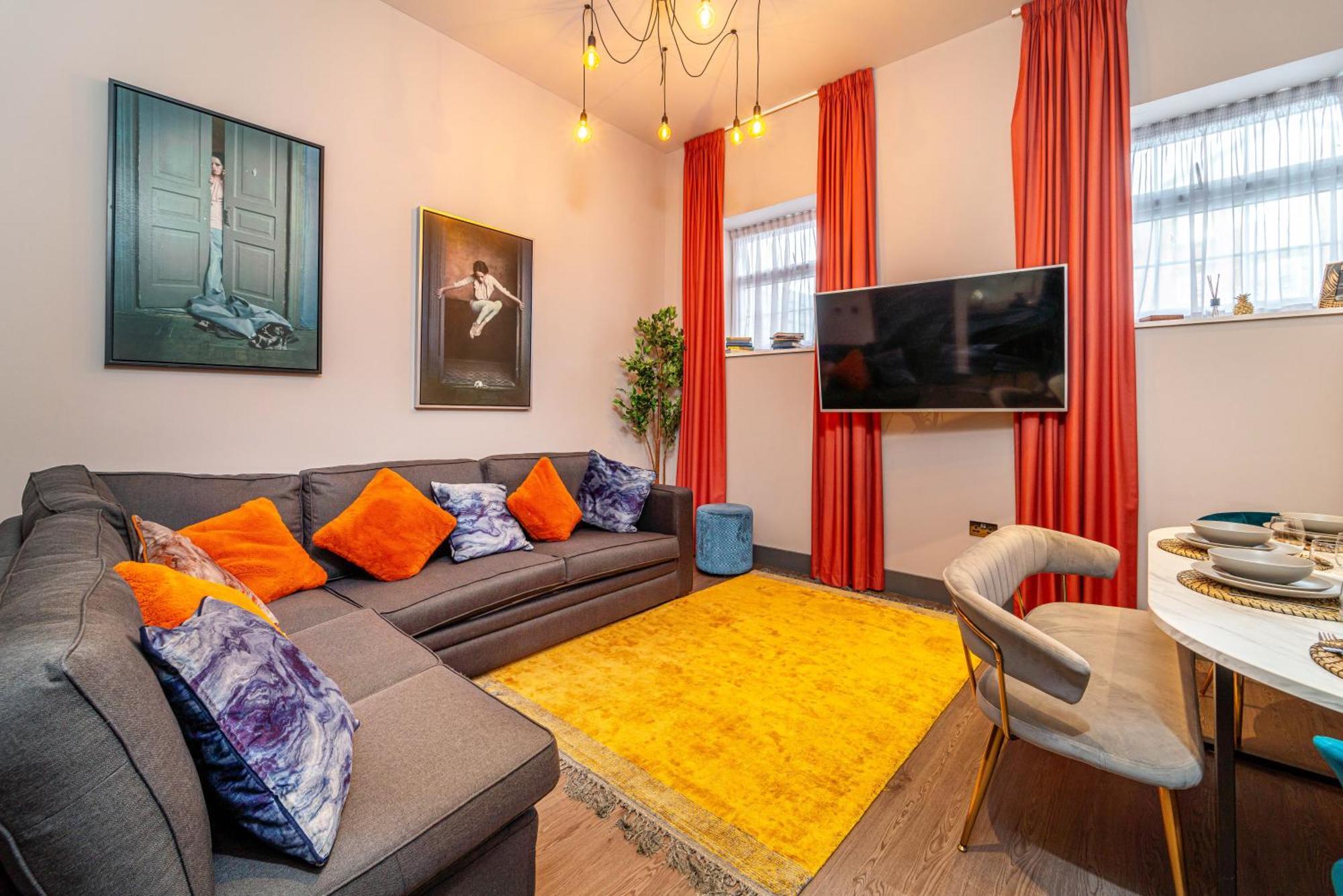 Epic Duke Street Townhouse *