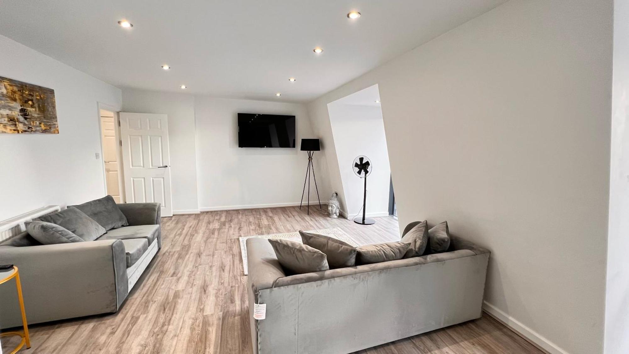 Apartment Families And Contractors Welcome! Central Beauty Liverpool
