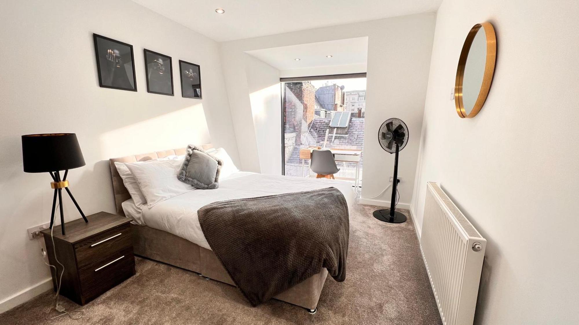 Families And Contractors Welcome! Central Beauty Apartment Liverpool