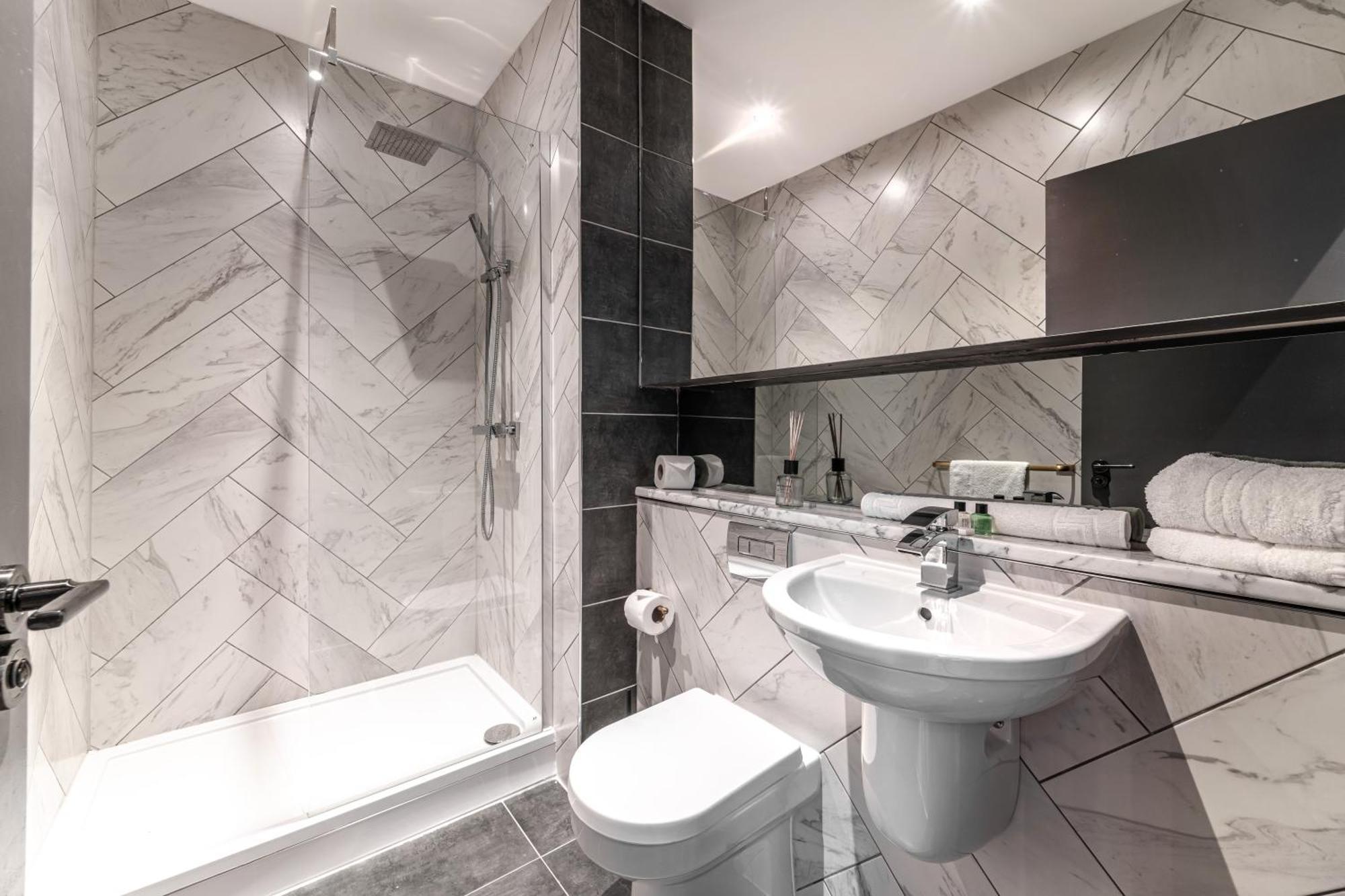 Epic Duke Street Townhouse Aparthotel