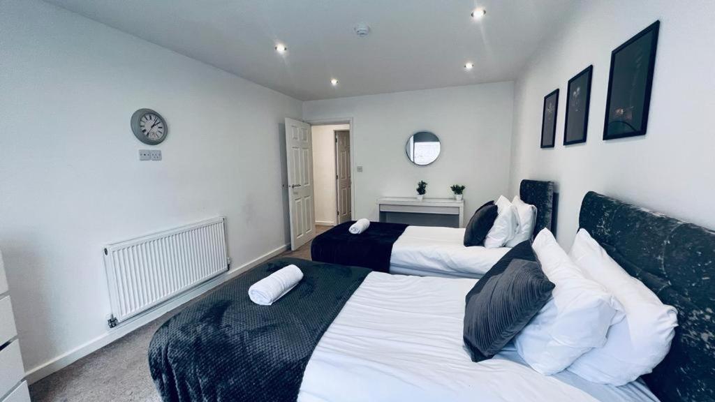 Apartment Families And Contractors Welcome! Central Beauty