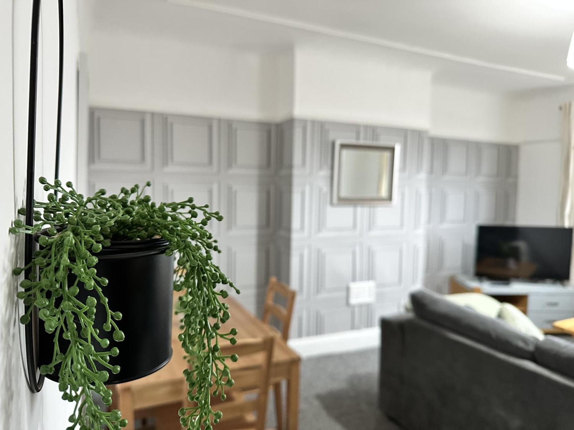 Apartment Charming Near Broad Hospital