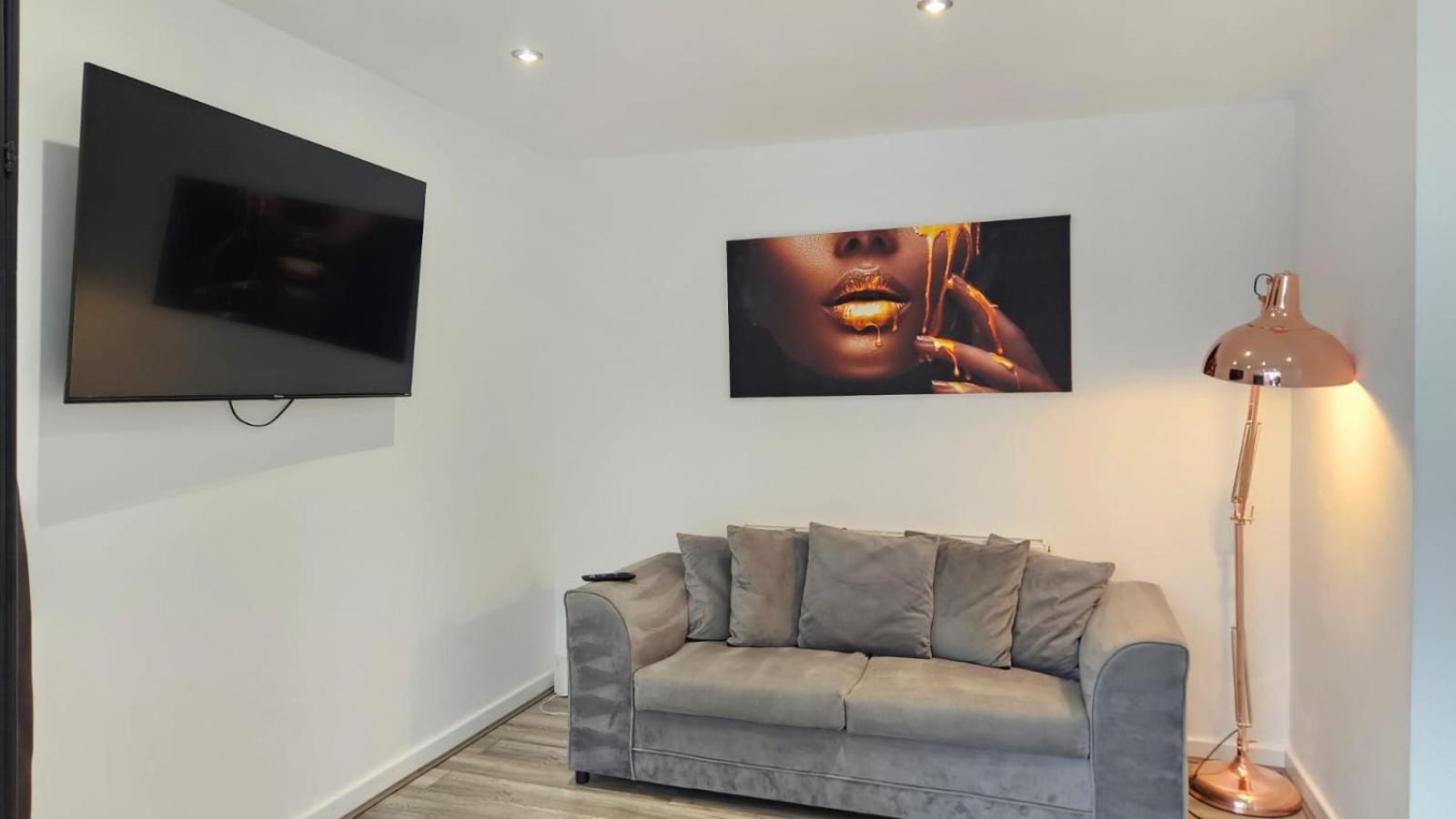 Apartment Families And Contractors Welcome! Central Beauty Liverpool