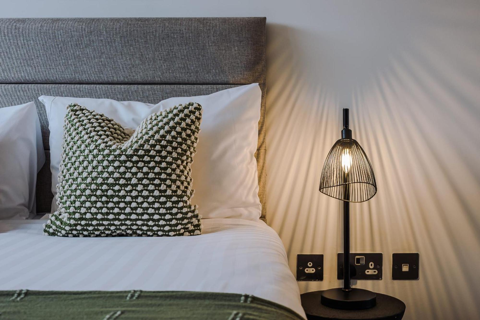 Host & - The Waterfront Hideaway *