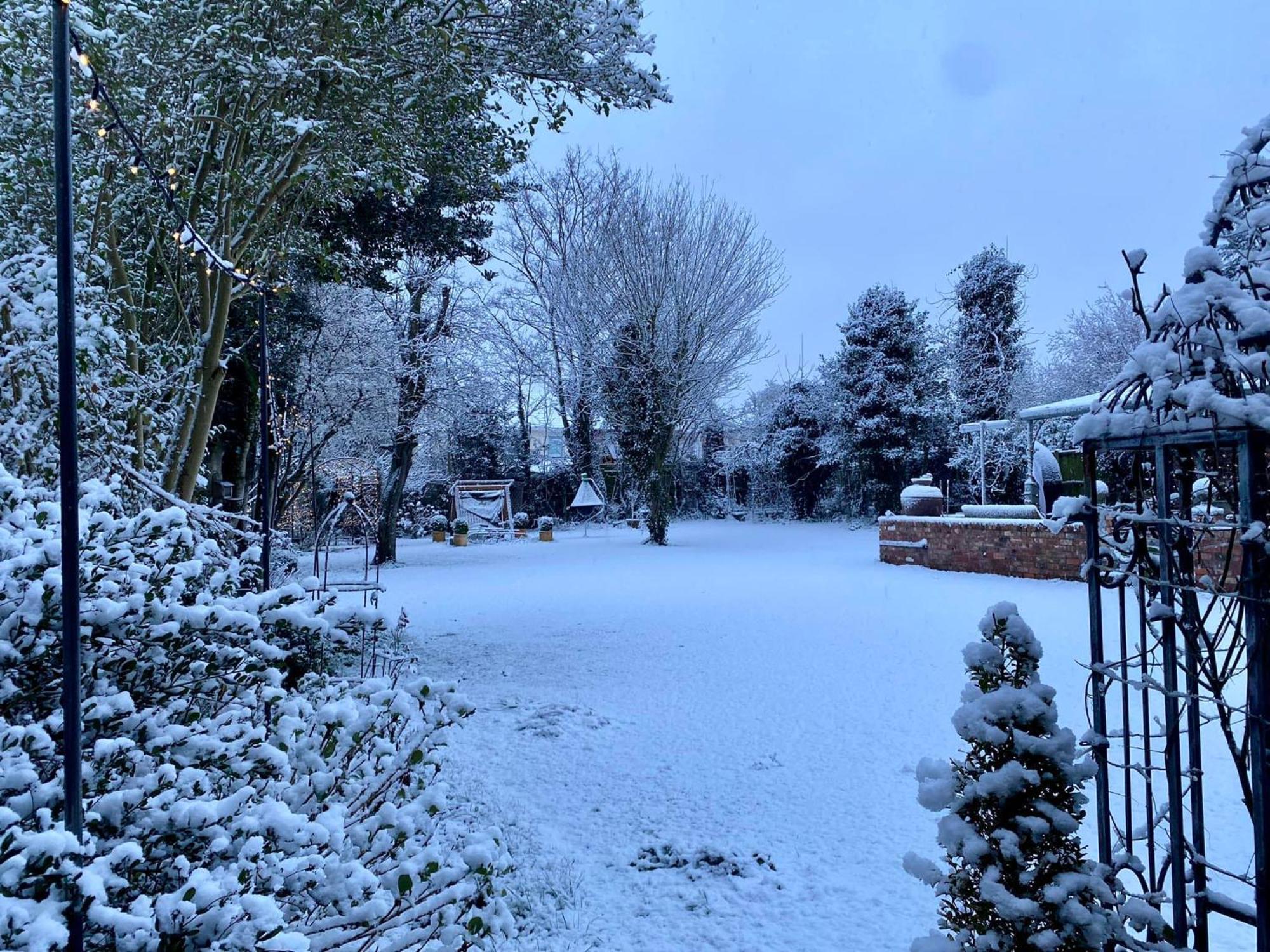 Winter Escape With Heated Pool * Liverpool