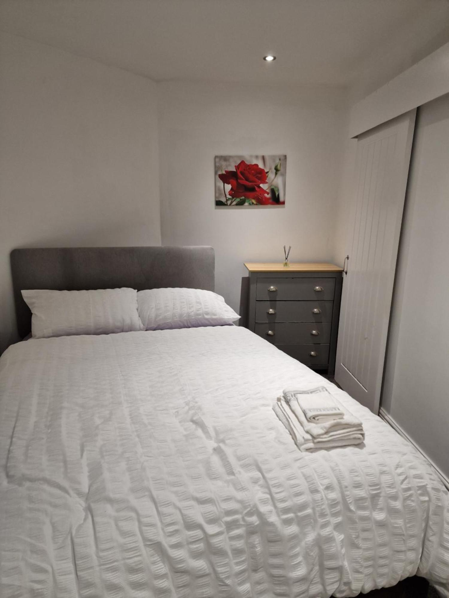 Beautiful Double Bedroom Apartment Liverpool