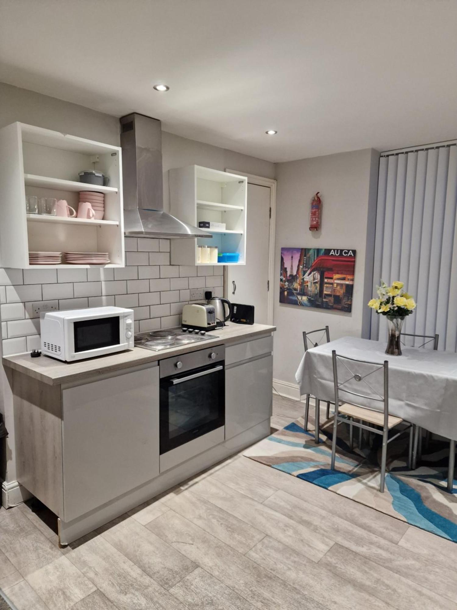 Beautiful Double Bedroom * Liverpool