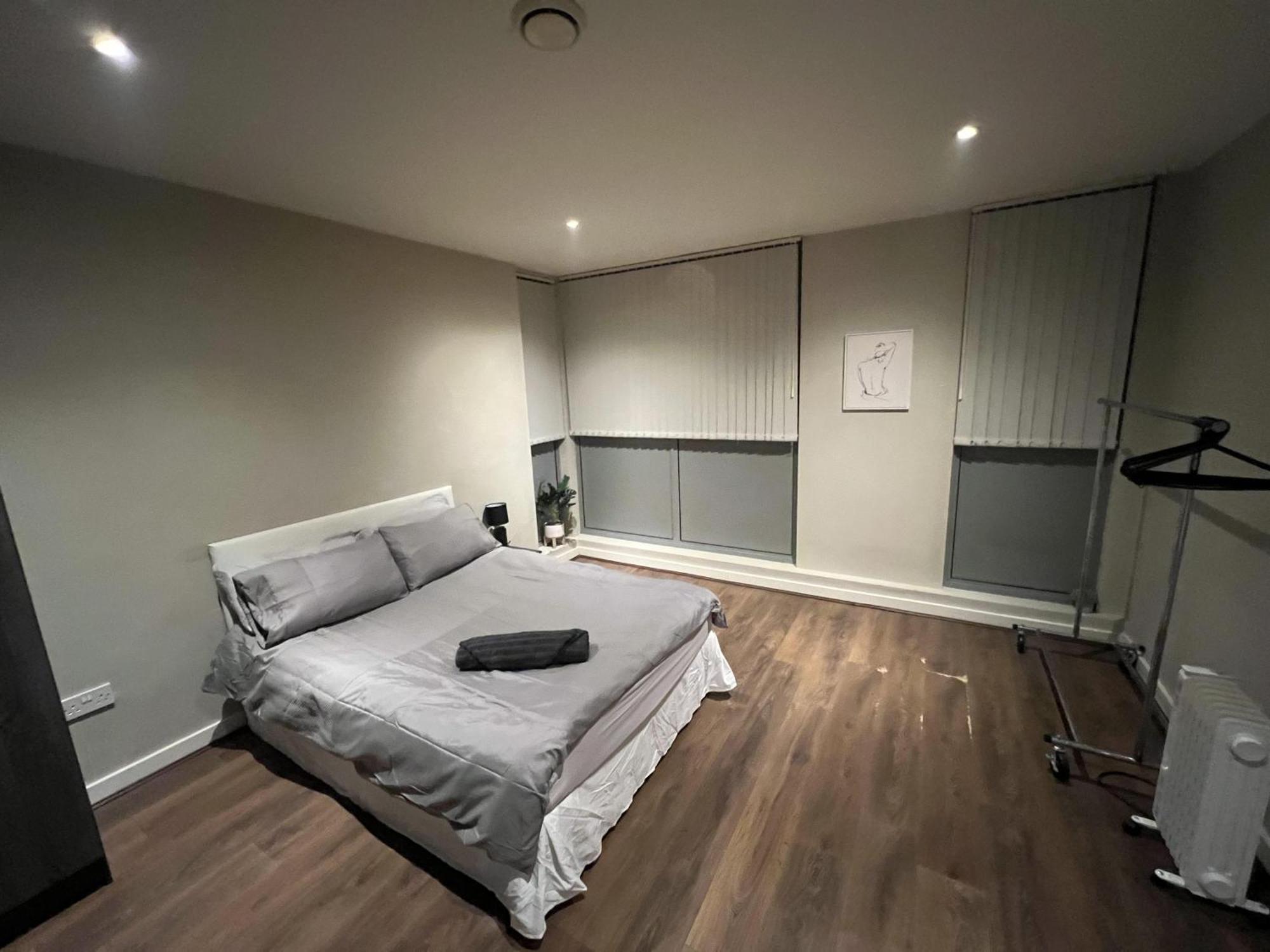 Beautiful 1-bed In Apartment *