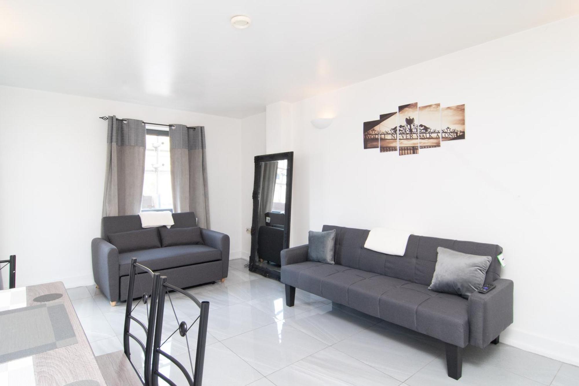 2 Bed 2 Bath Centre Sleep 7 * Liverpool